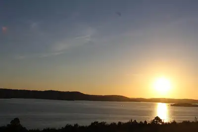 Image de Ouvertures de juin! Beau 2br / 2ba Penthouse Condo donnant sur la Table Rock Lake!