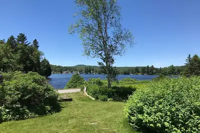 Image de Cozy Waterfront Apt - À deux pas de Vast / Lvrt