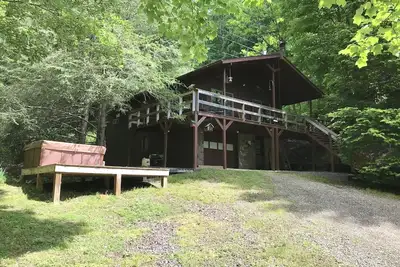 Image de Cabine s'éloignent surplombant le mont Mitchell