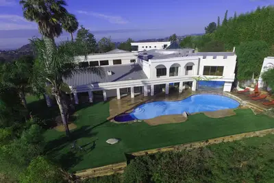 Image de Impressionnant Meublé 9 Br / 10 Ba Spectacles Rêve immobilière