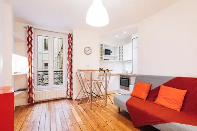 Image de Comfortable and Quiet 1 Br Closed to the Eiffel Tower