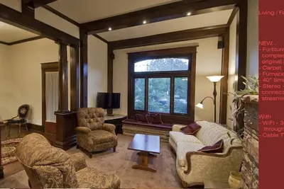 Image de Centre-ville - 3 lits king, 2 Dbl, = 5 chambres Ă coucher - a tout - - Rhl # 461239