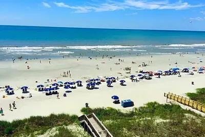 Image de Magnifique condo en bord de mer à Cherry Grove *** Nouveaux planchers de tuiles partout ***