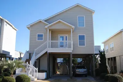 Image de Tarifs hors saison à long terme - Belle maison de parc Island Island 4 chambres sur l'eau-8 personnes