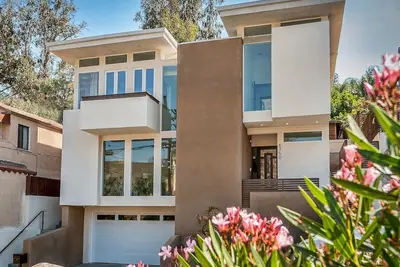 Image de Superbe maison moderne à Hollywood Hills