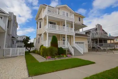 Image de Charme, récent 4 Chambre Maison en Souhaitable Avalon, Nj