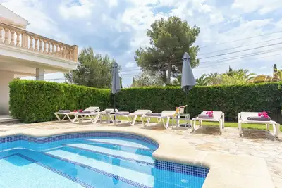 Image de Maison de vacances 'Muro' avec piscine partagée, Wi-Fi et climatisation