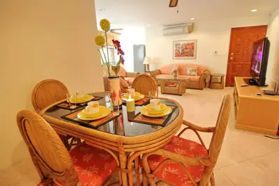 Image de Luxe abordable 1 / 1extra grand Apt.