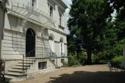 Image de Ginkgo, gîte de Touraine, appartement duplex (3 étoiles) au milieu d'un jardin