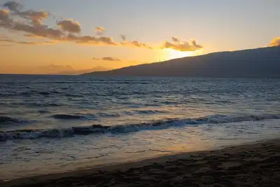 Image de Condo abordable Comfy - étapes que nous venons d'une plage de sable!