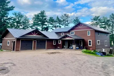 Image de Lemens Lodge Sportsman & Family Lodge sur Long Lake - 12 personnes - Ouvert toute l'année