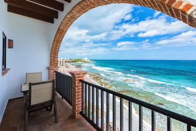 Oceanside Villa \"Tampico\" avec a / c et piscine