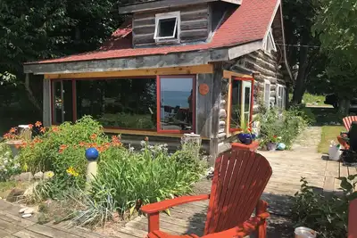Image de Splendeur des Grands Lacs! - Cabane en rondins unique au bord du lac Michigan