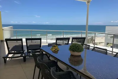 Image de Absolute Beachfront Property. . . . Regardez les photos et lisez les critiques, 5 étoiles