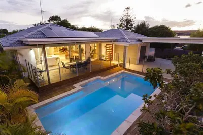 Image de Getaway House - 4 minutes à pied de la plage - Maison de vacances idéale pour les familles