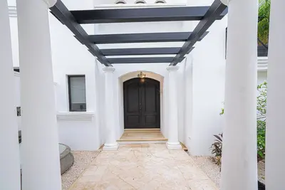 Image de Villa privée spacieuse entre Playa Langosta et Tamarindo. Canada France-bienvenue