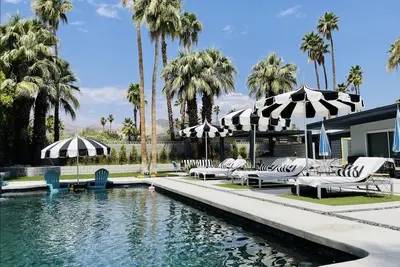 Image de 73341 Tapis de piscine Ultra Fabulous MidCentury!