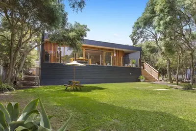 Image de Coastal Cocoon by Nest Holiday Retreats