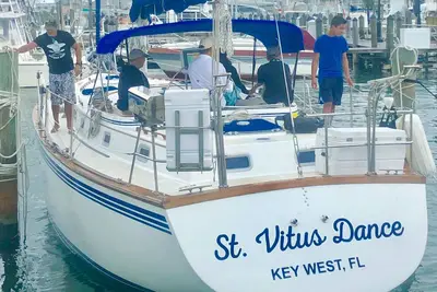 Image de Miami Vice Sailboat Downtown Key West! Réservez dès maintenant la 5ème nuit Gratuite!