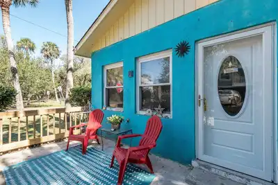 Image de House on 2nd E Huron - Starr's Folly - Animaux considérés