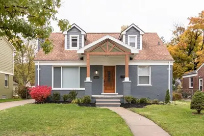 Image de Grande maison élégante avec des équipements modernes pour 10 en N. Royal Oak près de Birmingham!
