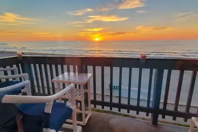 Image de Un True Beachfront - Full On Panoramic 4ème étage avec vue sur le golfe 210-392-1151