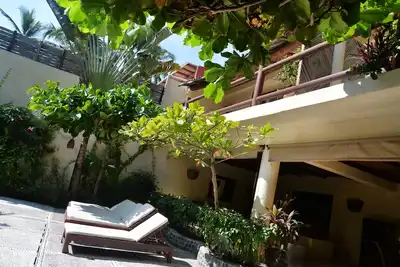 Belle propriété en bord de mer dans la baie de Zihuatanejo