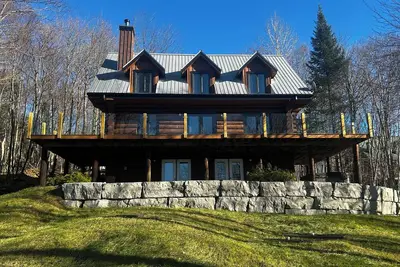 Image de Luxe 5 étoiles: Chalet avec vue sur la montagne de Mont-Tremblant
