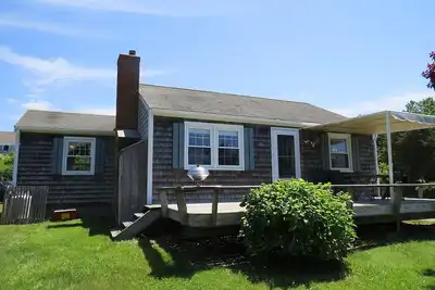 Image de Nauset Heights Cottage confortable