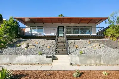 Image de Encinitas Beach Haus: 3 Br 2 Ba beaux blocs de maison de plage moderne à l'océan