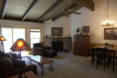 Image de 3br 2. 5ba Condo près des pistes de ski et de randonnée