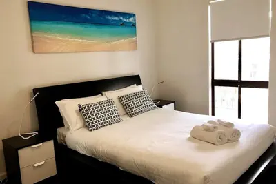 Image de West Beach Lagoon 218 - Rénové Great Value - 7 + jours de rabais disponibles! !