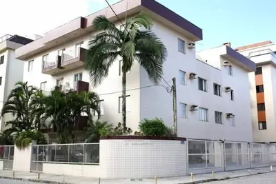 Image de Appartement rénové avec climatisation 3 chambres (1 suite)