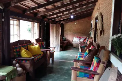 Image de Maison confortable avec piscine à Fazenda Bonsucesso
