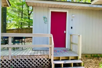 Image de Windjammer Resort Cabin # 1 - Traverse City, Bord de l'eau Spider Lake