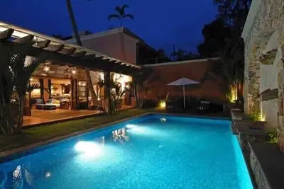Image de Chic Villa Oasis avec piscine, Cook & Pucelle, Étapes de la plage