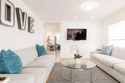 Image de Face à face avec Ocean View Beach House!