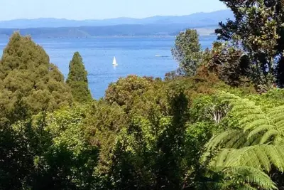 Image de Birdsong et Lakeviews