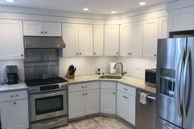 Image de Nouvelle Construction! TROISIÈME Saison! Duplex du deuxième étage