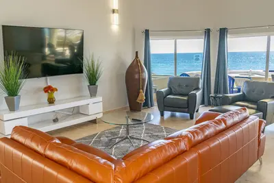 Image de Superbe villa de plage de 3 chambres sur la plage de sable Las Palmas Beachfront Resort V-05