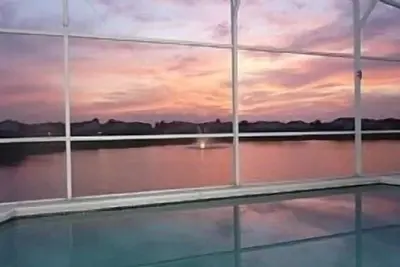 Villa avec vue spectaculaire vue sur le lac