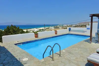 Image de Kamari Villa-H avec piscine privée