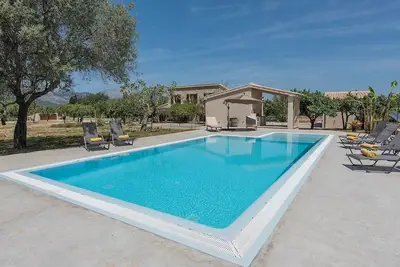 Image de Maison de vacances privée avec Wifi, piscine privée, climatisation, Tv, patio, vue panoramique