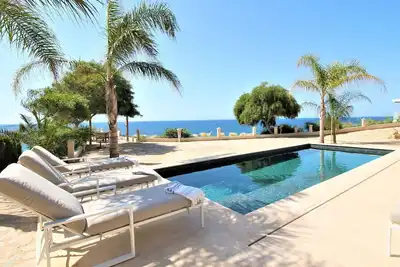 Image de Belle maison de vacances privée avec piscine privée, Wifi, climatisation, Tv, patio, parking
