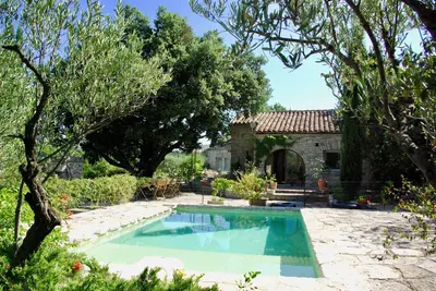Image de Villa Les Bouyssières Maison de conte de fées sur 2 ha de jardins enchanteurs