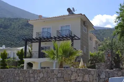 Image de Villa individuelle de 4 chambres avec piscine privée à Ovacik \/ Hisaronu