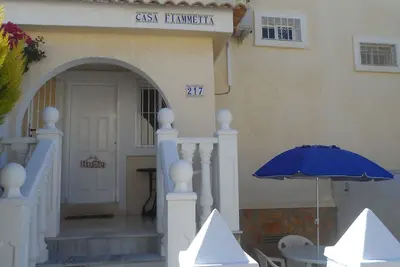 Image de Belle maison de ville de Gran Alacant sur 3 étages près de la plage de Carabassi