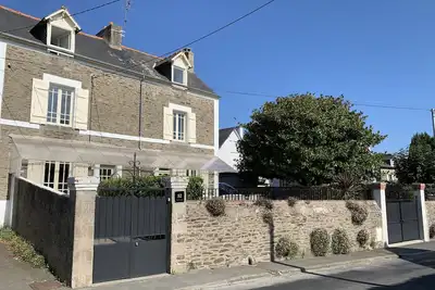 Image de In the heart of Cancale, rated 3 stars, all on foot and with every comfort.
