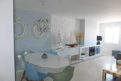 Image de The Seagull Beach House - 3 chambres - \"Vue directe sur la plage\"