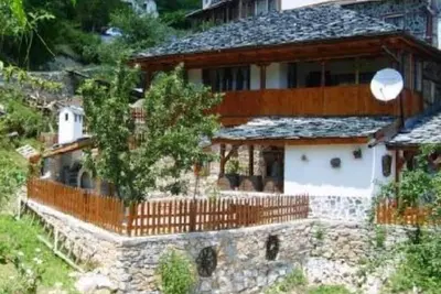 Image de Maison \/ villa - Gotze Delchev